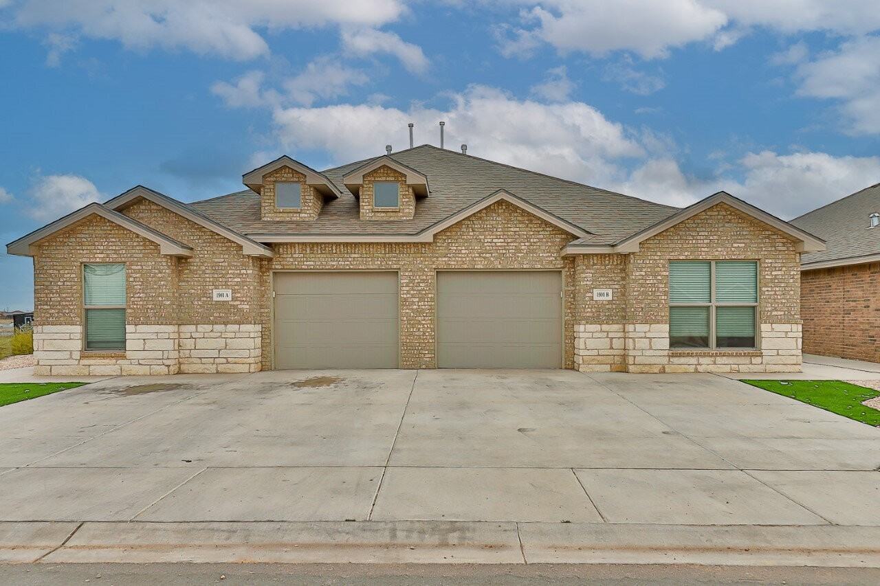 1901 Langford Ave - Photo 2 of 22