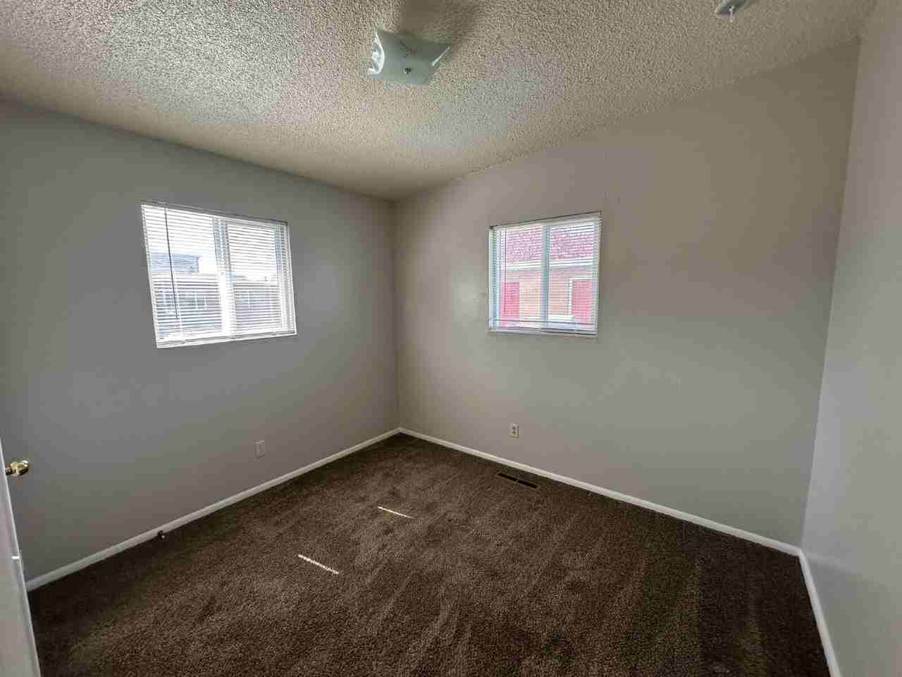 3423 W Good St - Photo 2 of 17