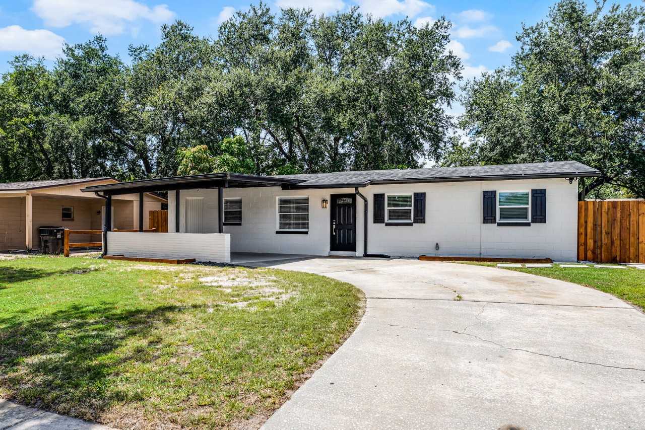 5251 Lanette St - Photo 6 of 9