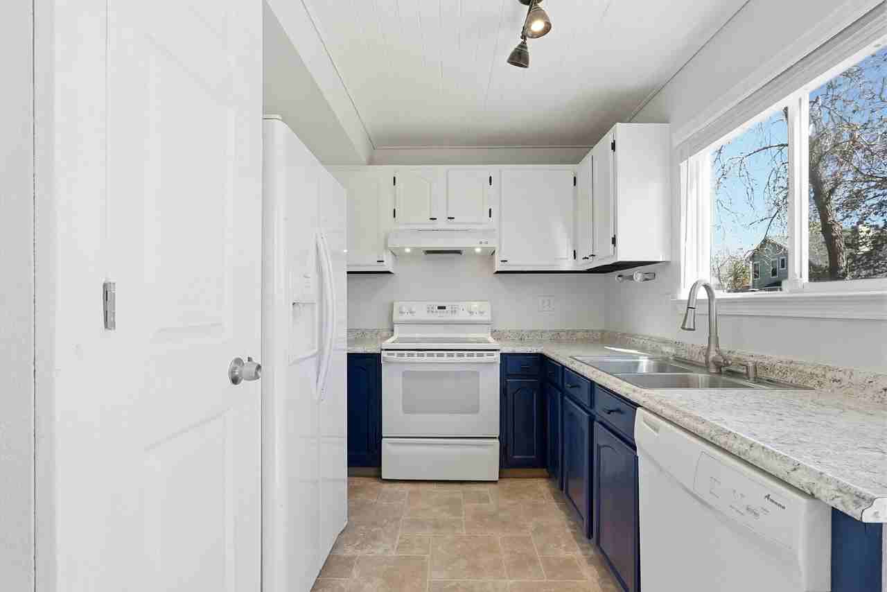 335 Briggs Pl - Photo 7 of 36