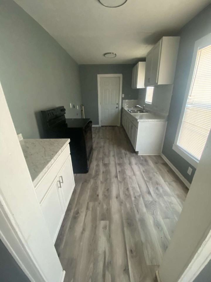 2310 W 25th Ave - Photo 4 of 9