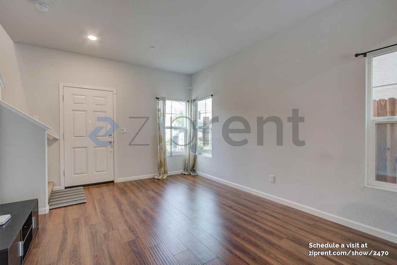 8159 Laurel Willow Ln - Photo 2 of 18