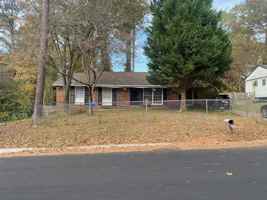 featured image of 394 Queen Aliese Ln