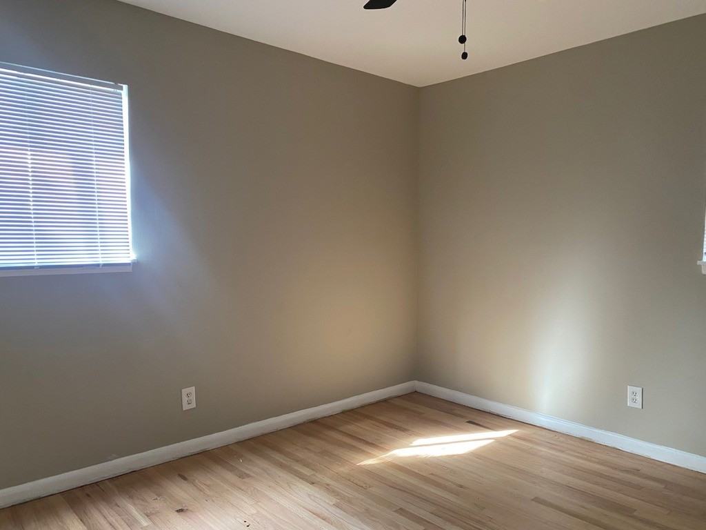 394 Queen Aliese Ln - Photo 6 of 9