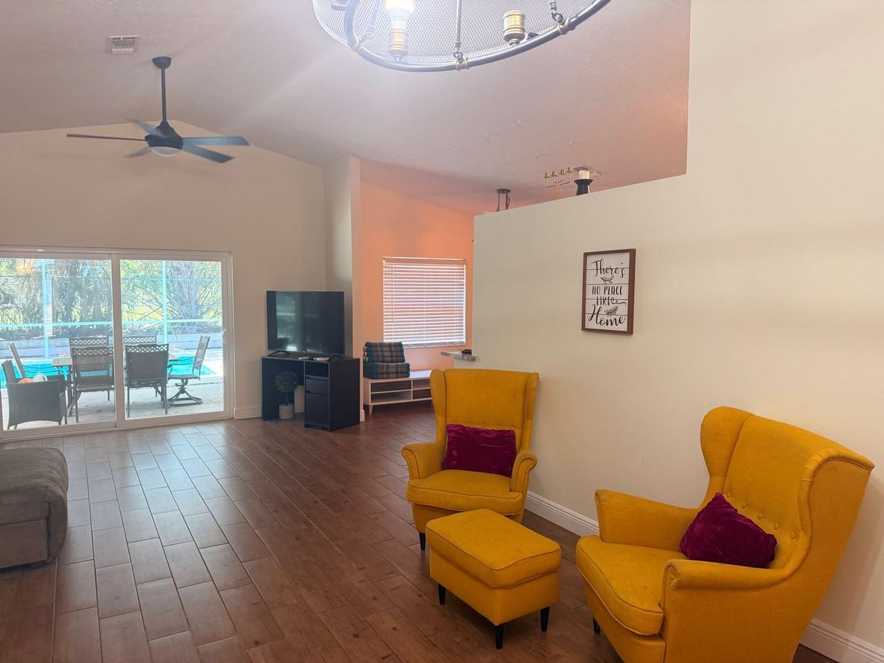 11313 Andy Dr - Photo 3 of 18