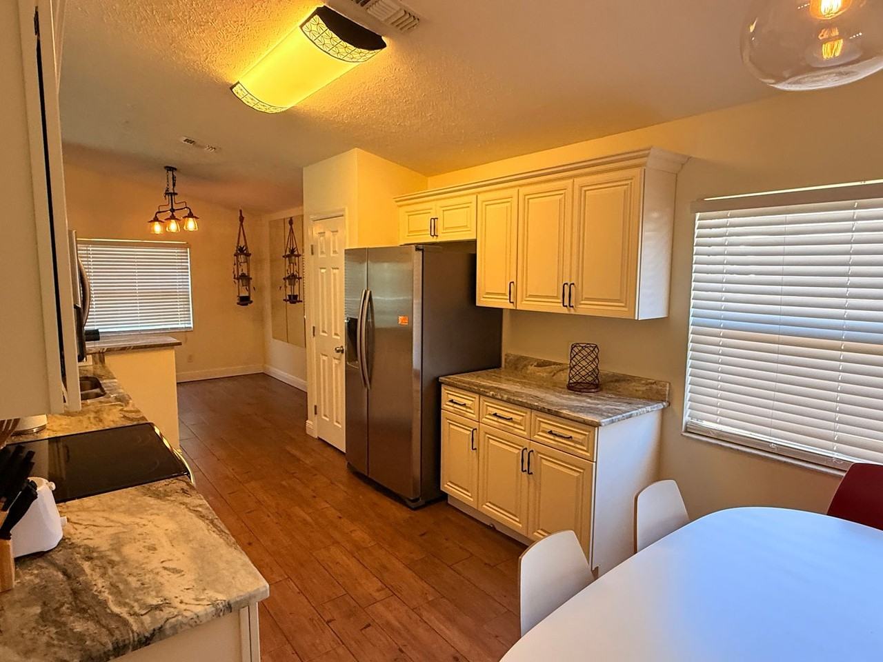 11313 Andy Dr - Photo 4 of 18