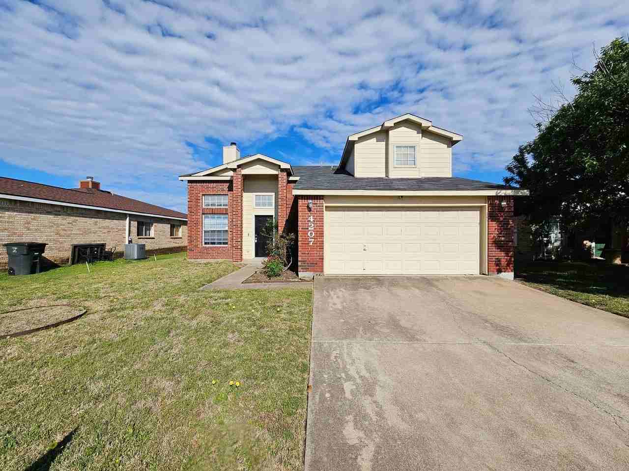 4207 Indigo Dr - Photo 2 of 32