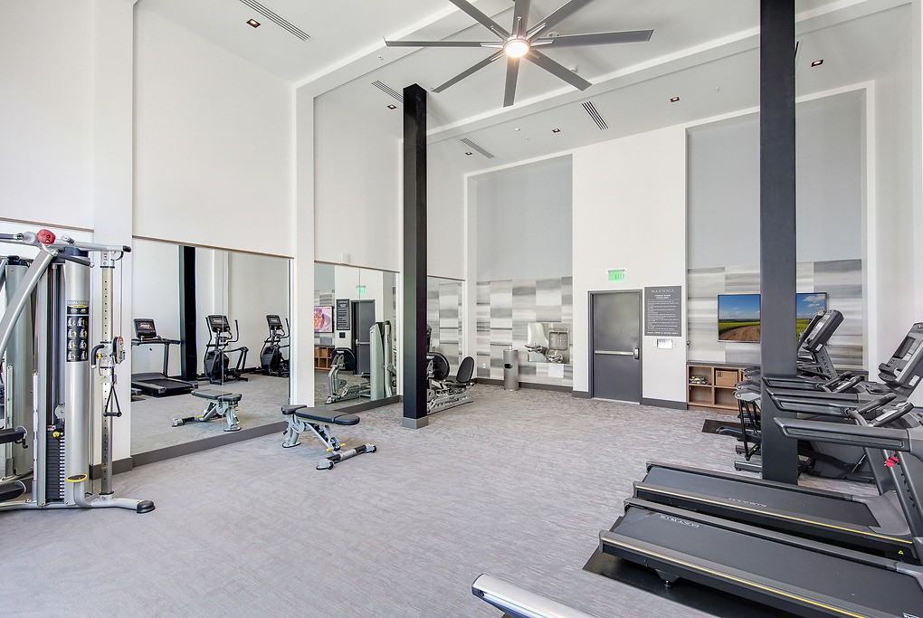 Maxwell Sunnyvale - Photo 5 of 48