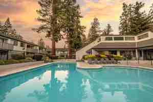 featured image of 3707 Poinciana Dr