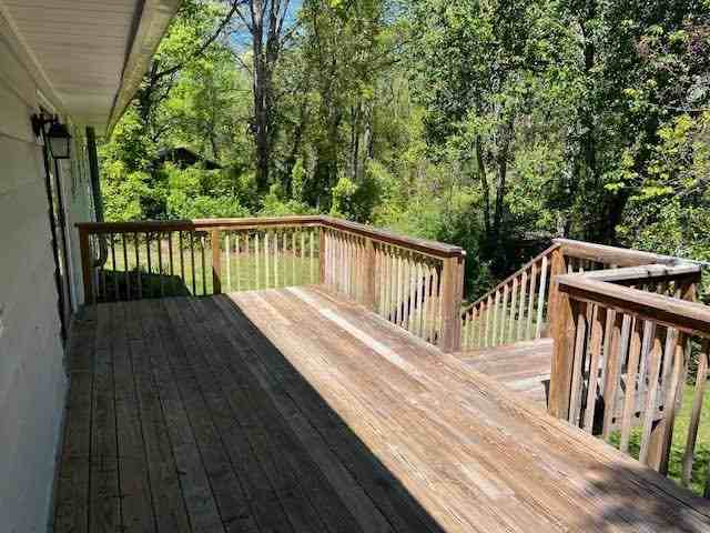 811 Blanton St - Photo 2 of 16