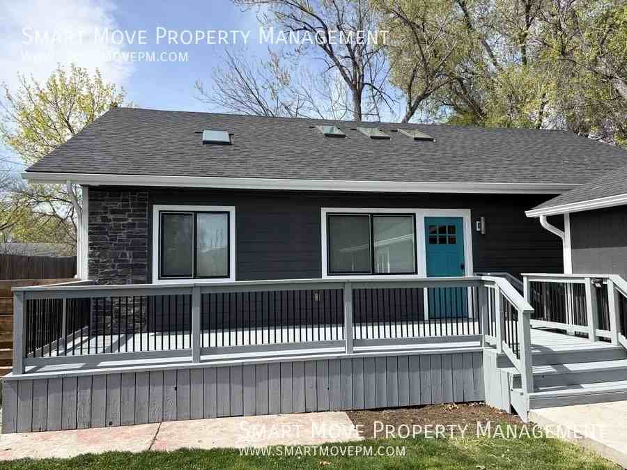 2311 S Gekeler Ln - Photo 2 of 29