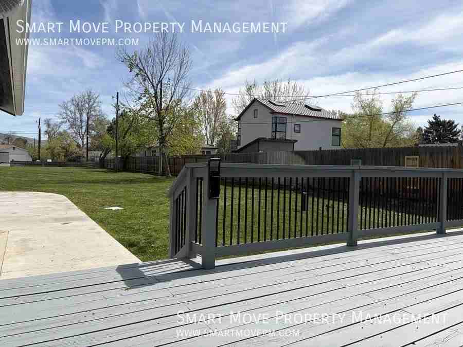 2311 S Gekeler Ln - Photo 4 of 29