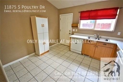 11875 S Poultry Dr - Photo 4 of 27