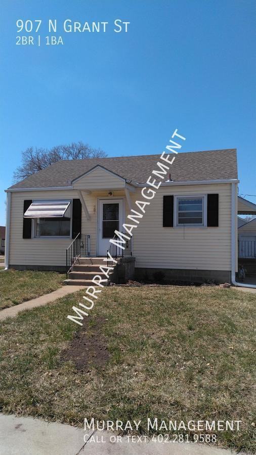 907 N Grant St - Photo 2 of 24