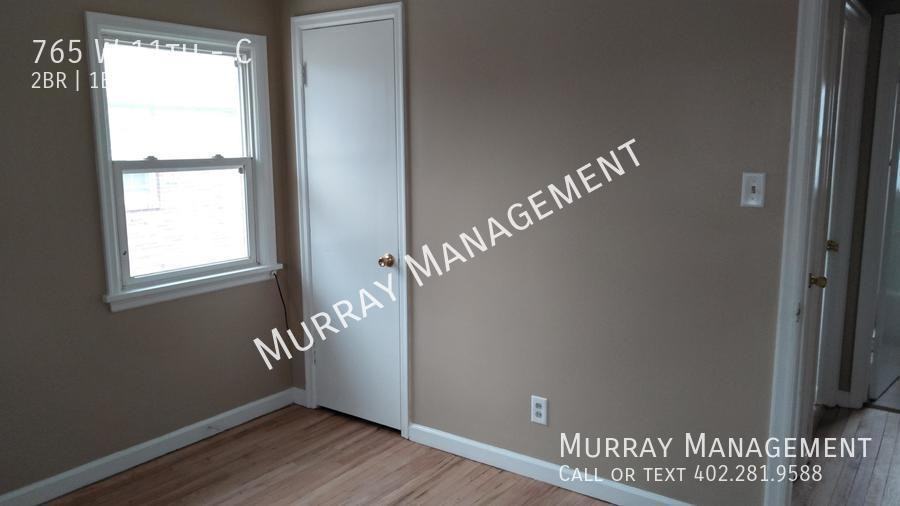 765 W 11th St #C - Photo 5 of 8