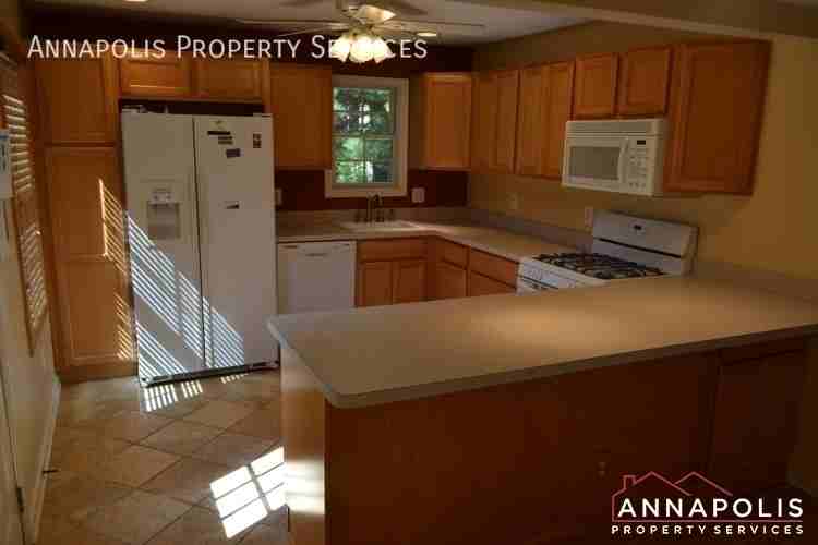 14 Silopanna Rd - Photo 3 of 20