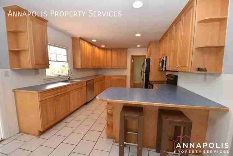 1627 Shady Side Dr - Photo 5 of 39