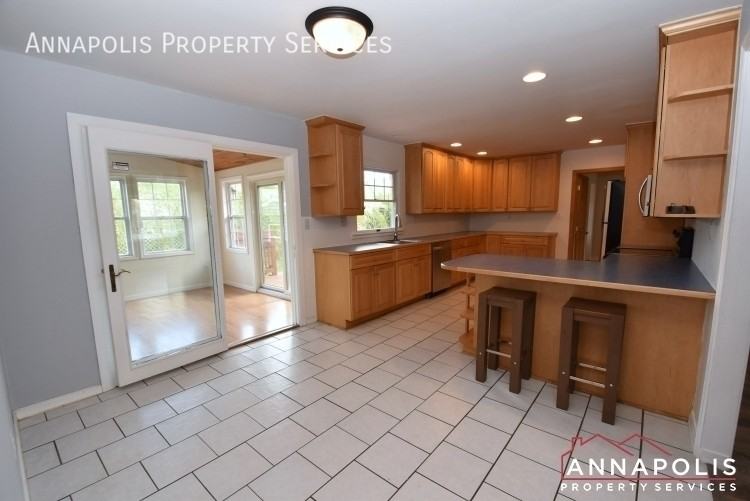 1627 Shady Side Dr - Photo 6 of 39