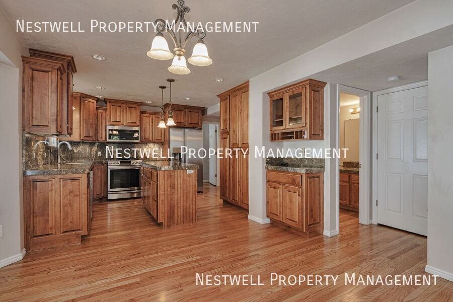 12122 S Hidden Valley Rd - Photo 5 of 49