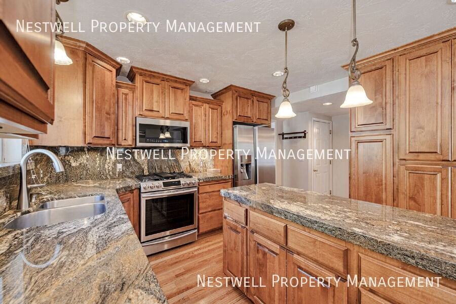 12122 S Hidden Valley Rd - Photo 6 of 49