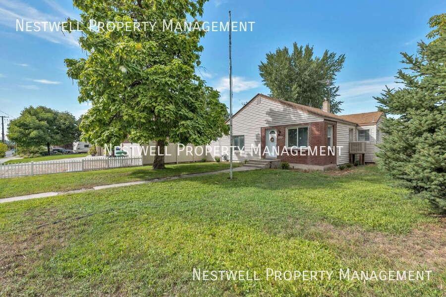 1350 W 600 S - Photo 2 of 21