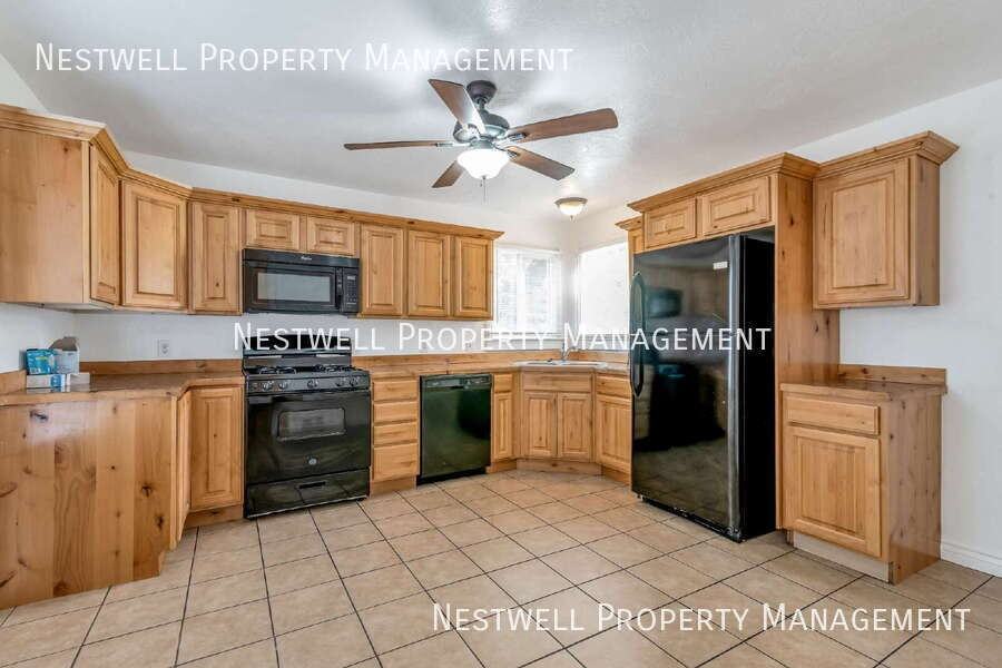 1350 W 600 S - Photo 7 of 21