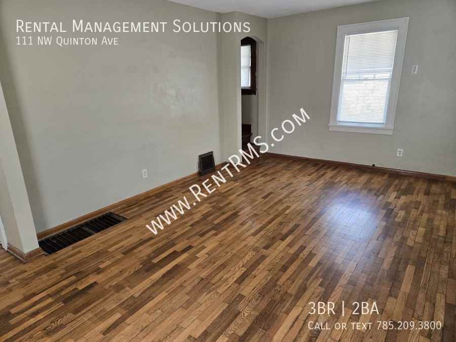 111 Nw Quinton Ave - Photo 4 of 20