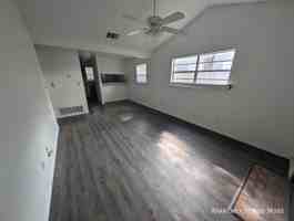 featured image of 622 Mill St #B