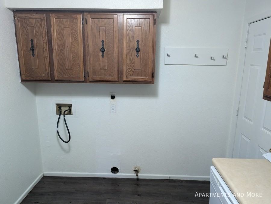 622 Mill St #B - Photo 3 of 11