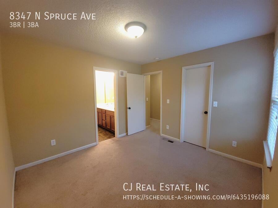 8347 N Spruce Ave - Photo 6 of 11