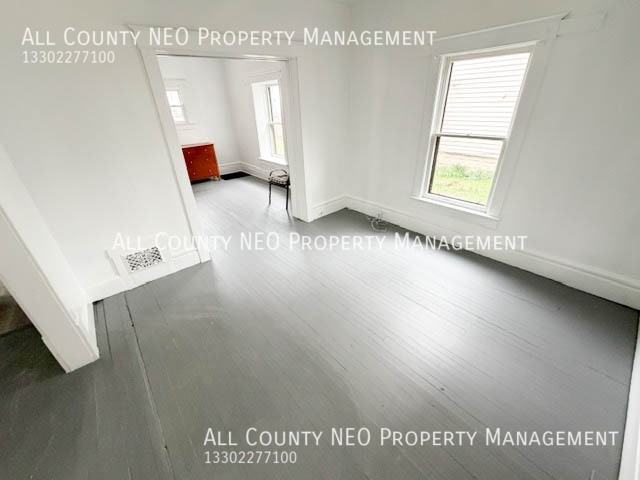 518 Rentschler St - Photo 5 of 15