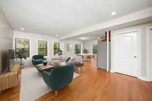 6300 N Rockwell St #B1 - Photo 1 of 1