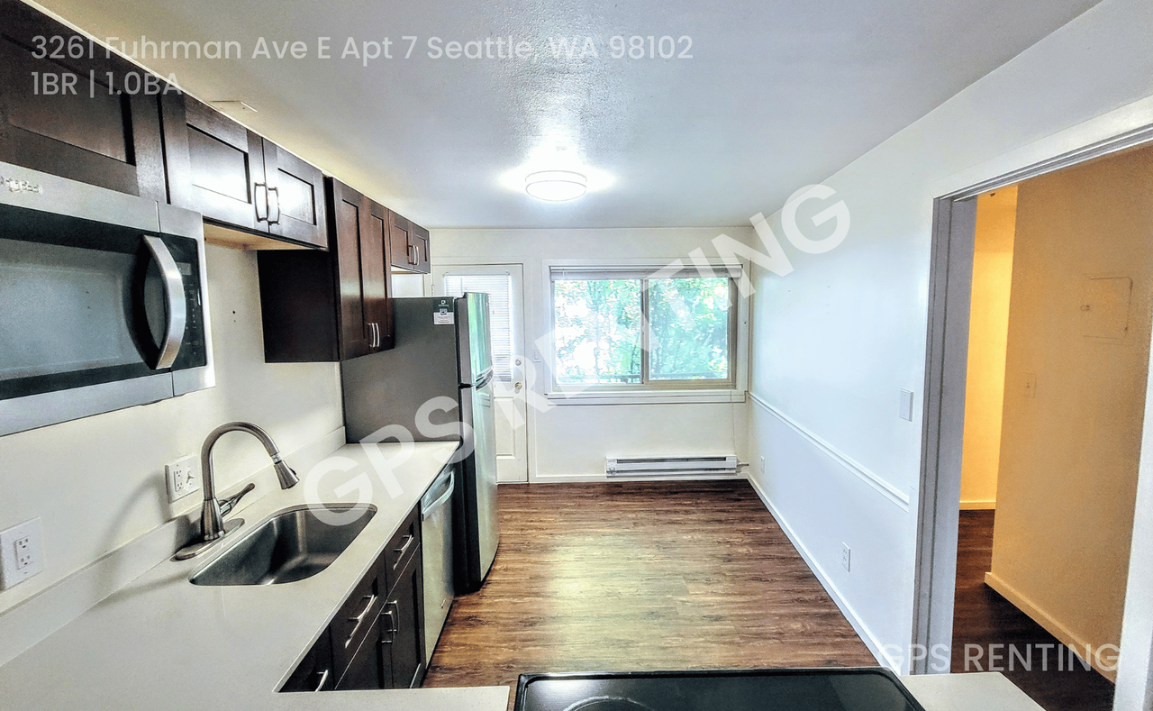 3261 Fuhrman Ave E #7 - Photo 4 of 9