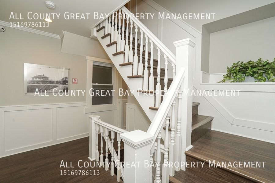 8 Railroad Ave #2 - Photo 4 of 11