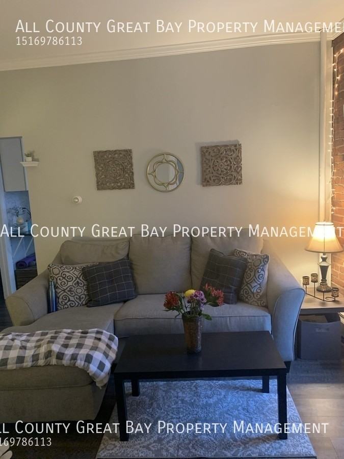 8 Railroad Ave #2 - Photo 6 of 11