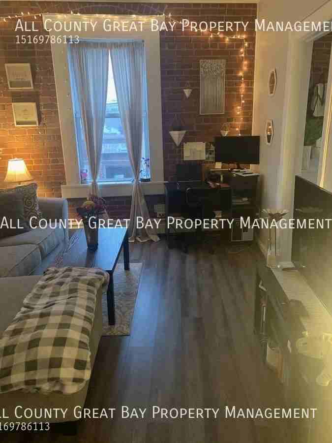 8 Railroad Ave #2 - Photo 7 of 11