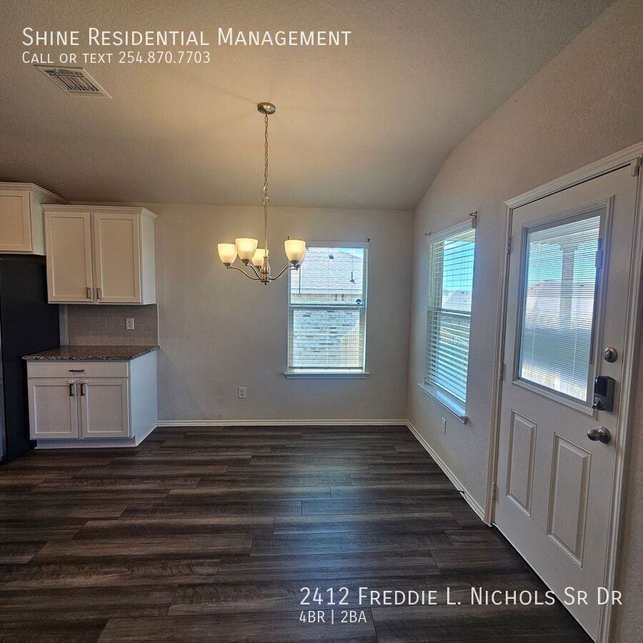 2412 Freddie L. Nichols Sr. Dr - Photo 3 of 13