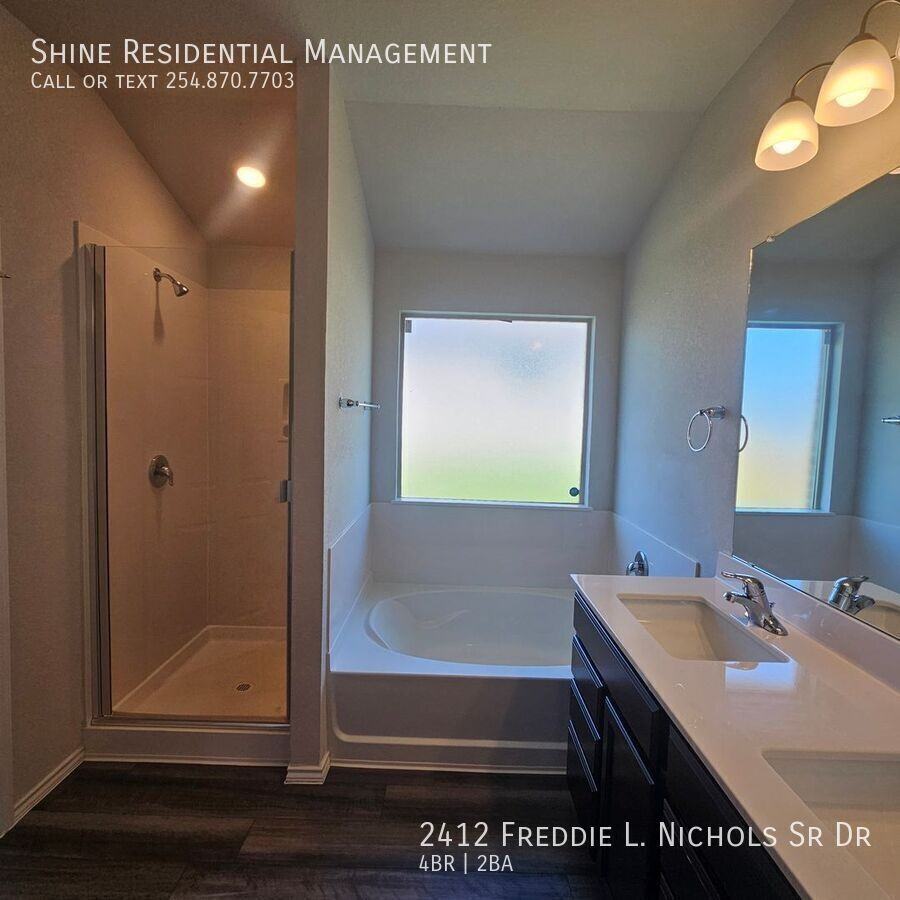 2412 Freddie L. Nichols Sr. Dr - Photo 7 of 13