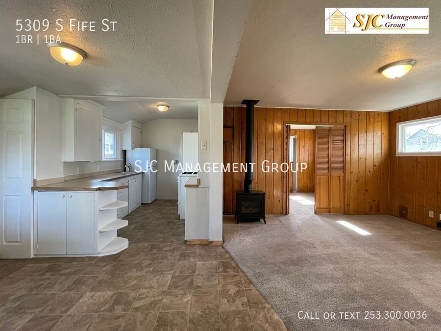 5309 S Fife St - Photo 2 of 11