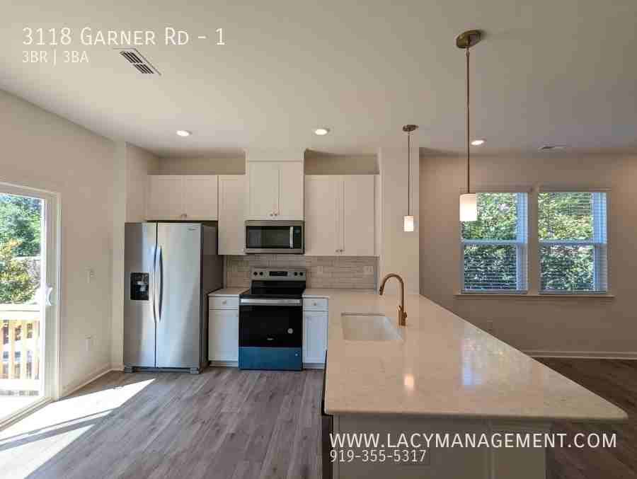 3118 Garner Rd #1 - Photo 4 of 20