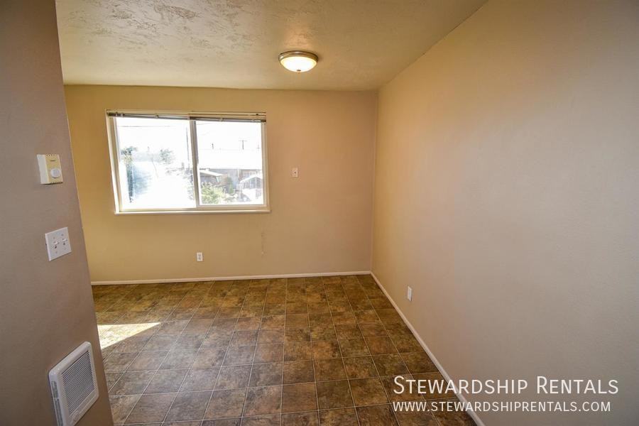 1154 Grant Aly - Photo 5 of 12