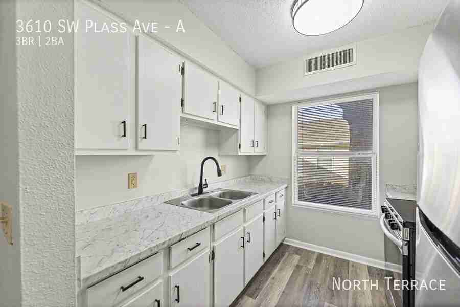 3610 Sw Plass Ave #A - Photo 5 of 28