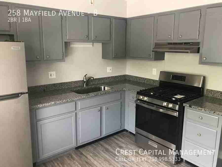 356 Mayfield Ave #D - Photo 3 of 10