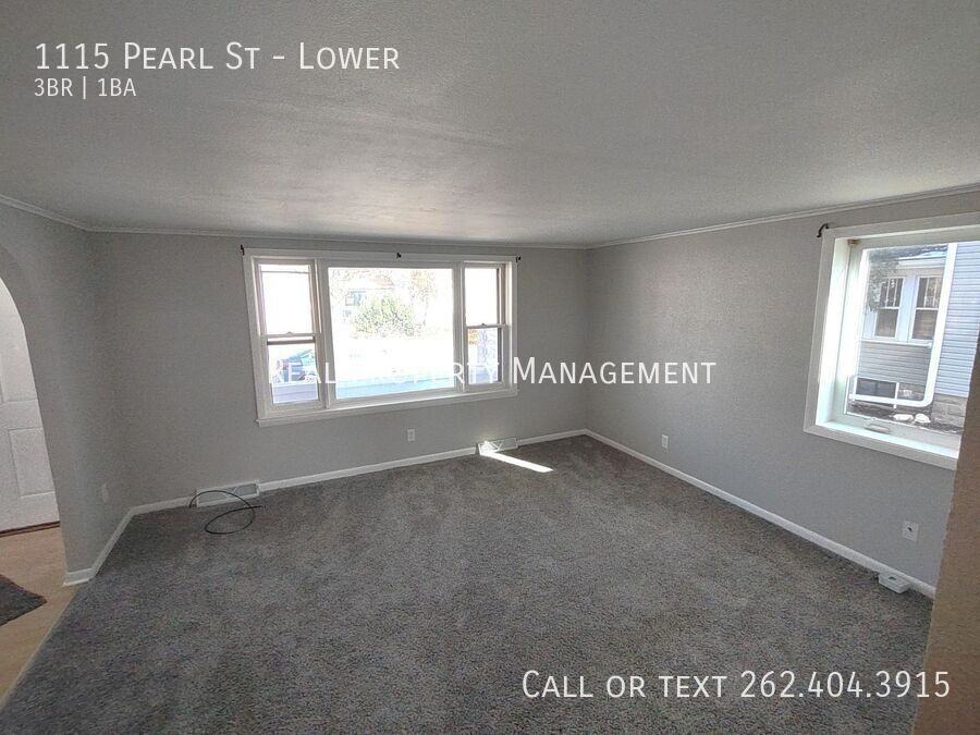 1115 Pearl St - Photo 5 of 15