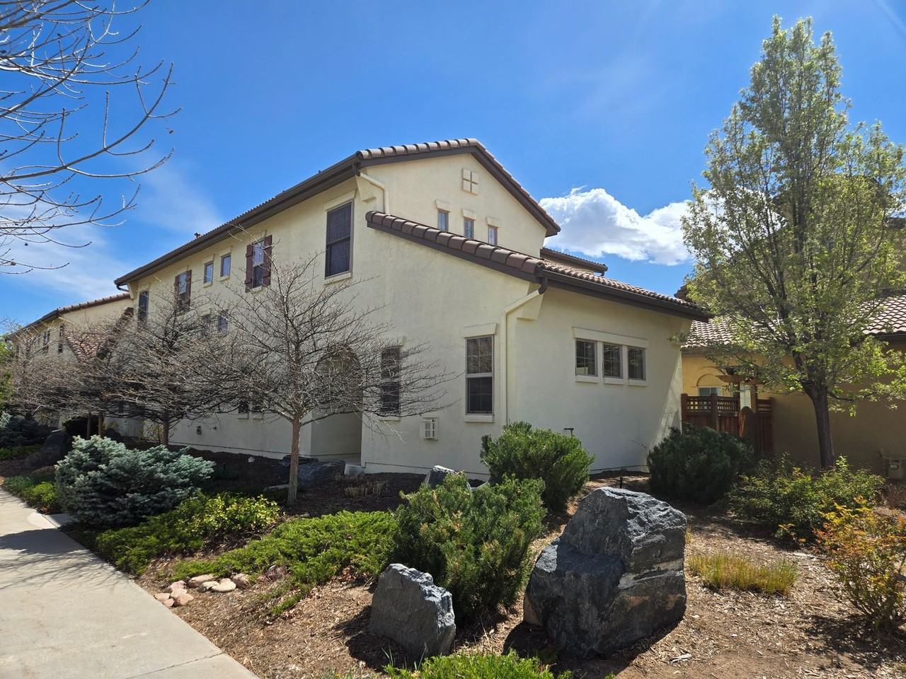 10004 Martin Luther King Blvd - Photo 2 of 22