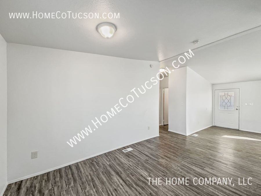 3171 W Jusnic Cir - Photo 7 of 33