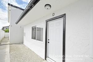 featured image of 134 E Market St #D