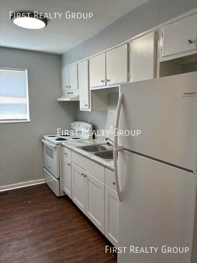 4908 Northcutt Pl #3 - Photo 5 of 8