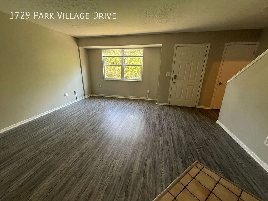 1729 Park Village Dr - Photo 5 of 24