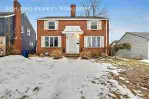 featured image of 15 Arbour Ln